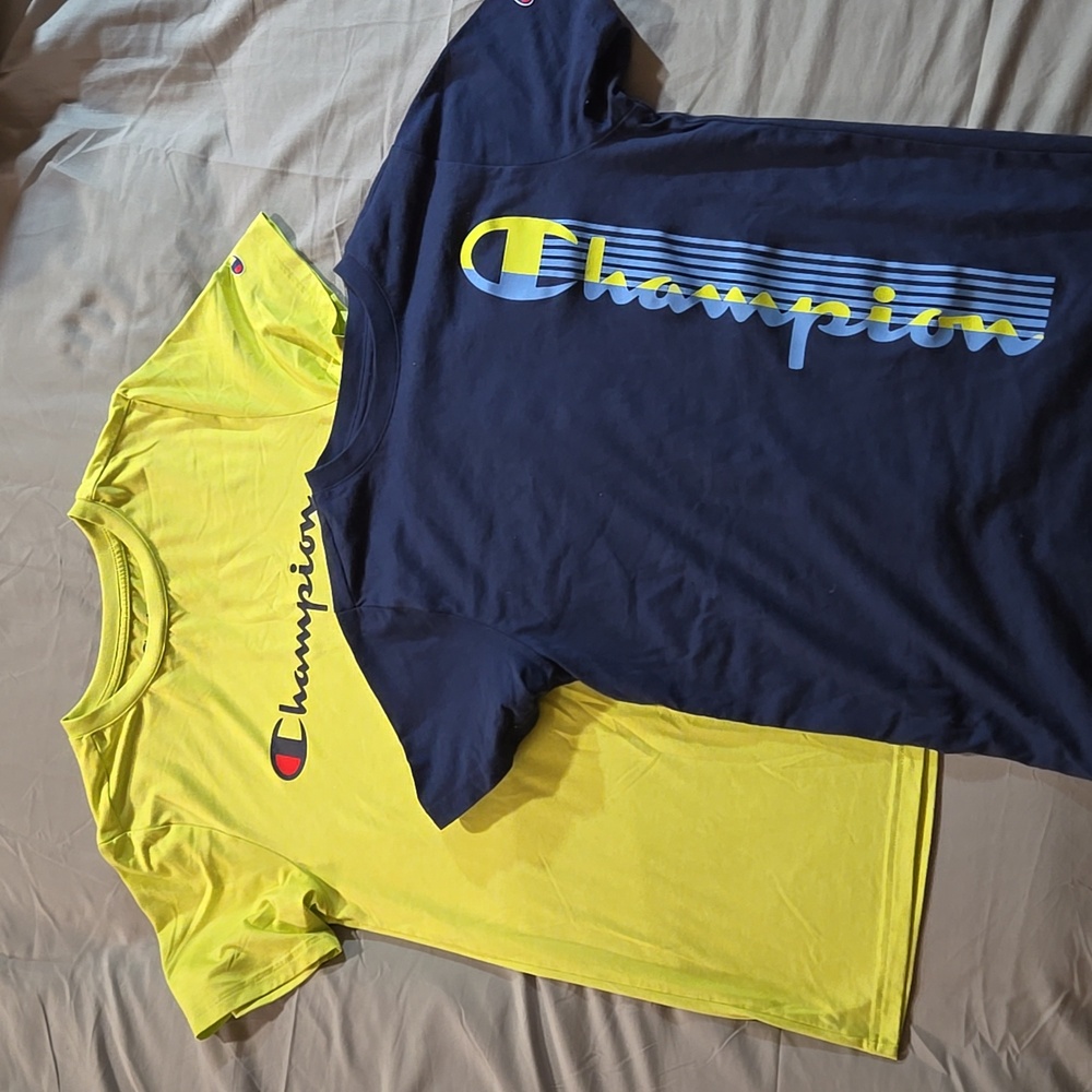 2-pack Champion Boys Short Sleeve Tee Shirts (Size 14/16)